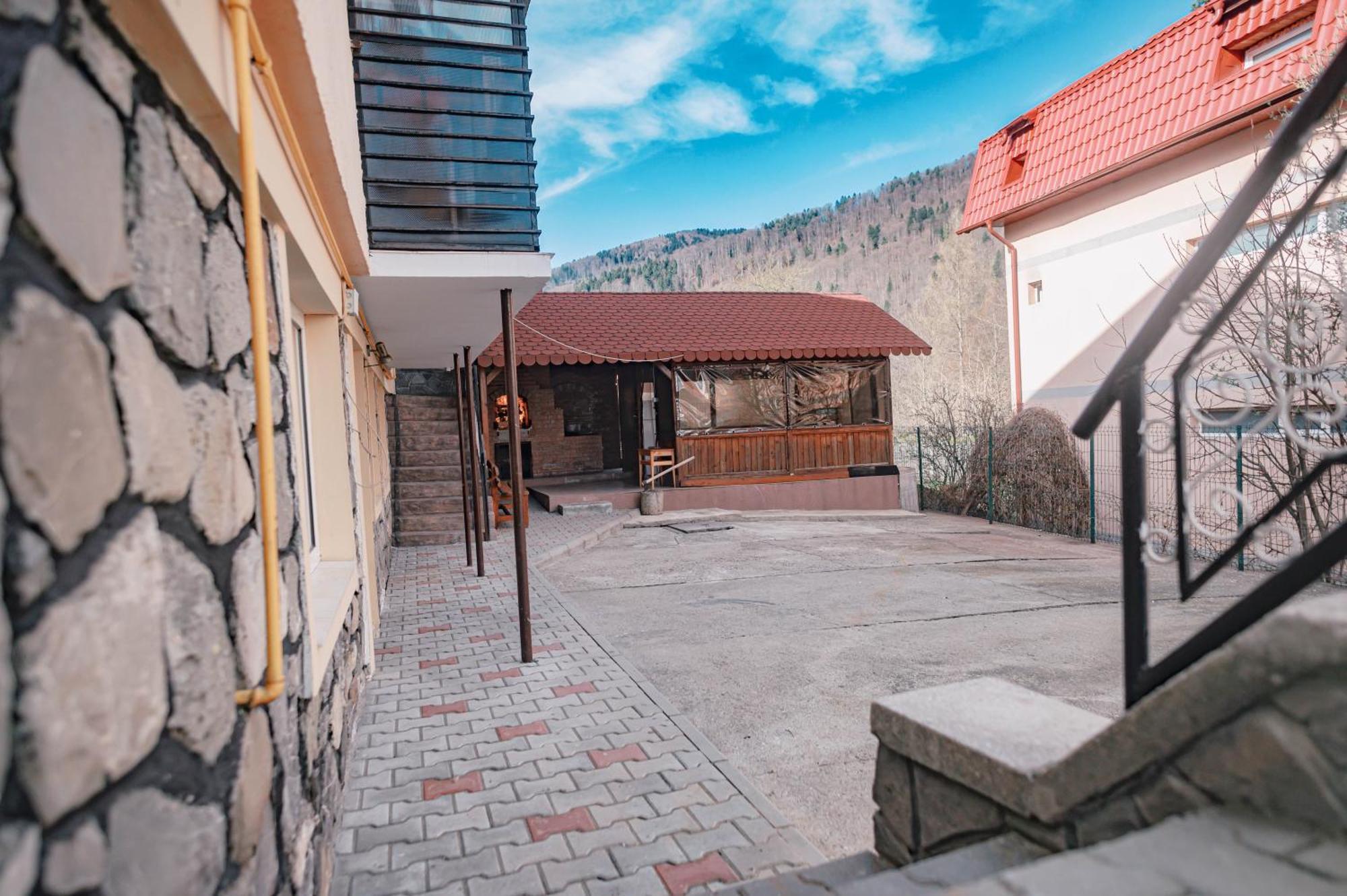 Alpine Bliss Sinaia Otel Dış mekan fotoğraf